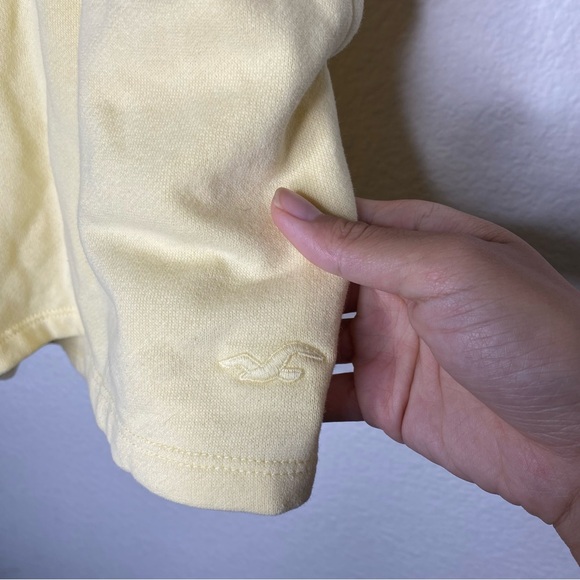 Hollister NWOT Light yellow lounge shorts - Picture 3 of 6